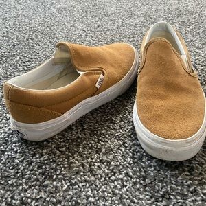 Women’s Size 6 Suede Slip On Vans